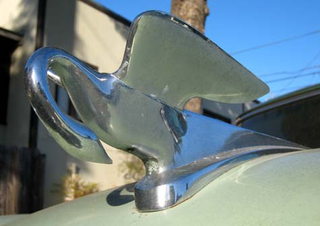 Illustration for article titled 1953 Packard Cavalier